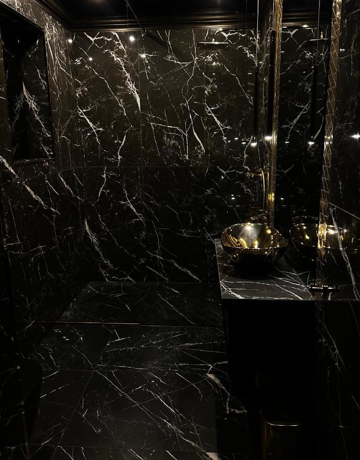 Luxuryapartments Varsavia Esterno foto